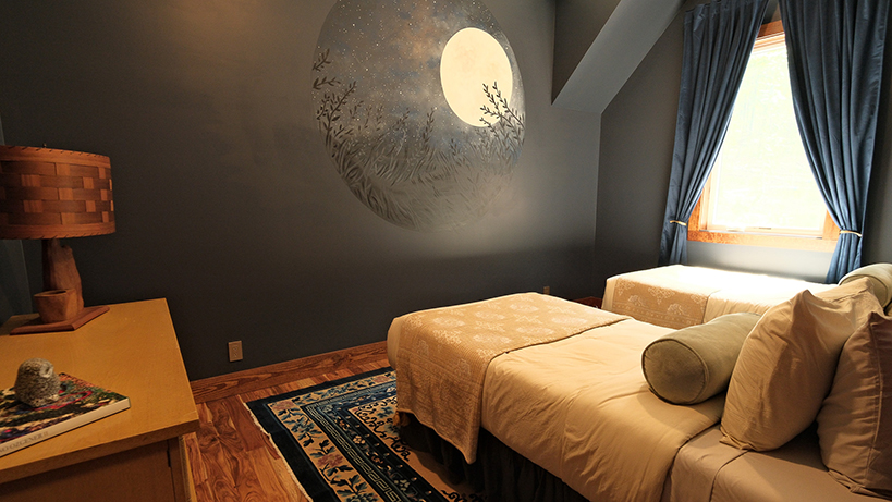 Buffalo Lodge Full Moon shared double room