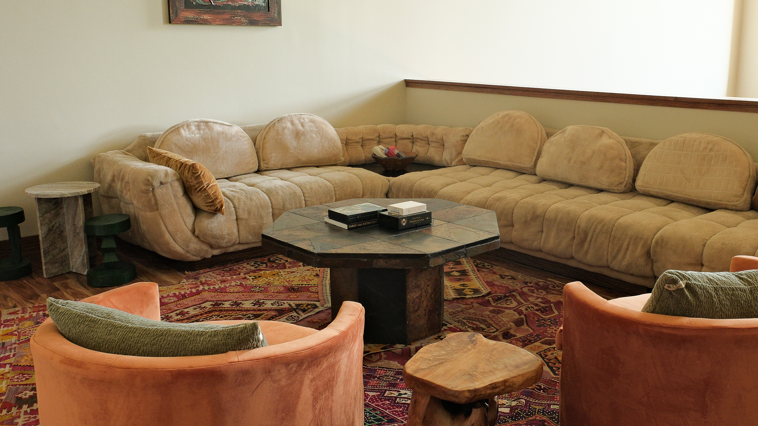 Buffalo Lodge lounge
